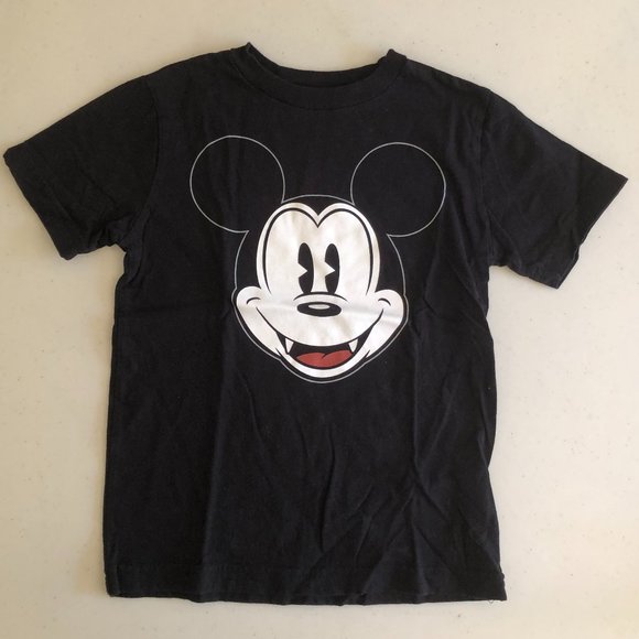 Kids' Old Navy Disney Mickey Mouse Vampire Short Sleeved T-Shirt - Picture 1 of 5